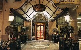 Andreola Central Hotel